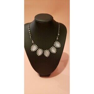 Preowned Costume Jewelry - Festoon Style Necklace - silver, lavender, rhinestone